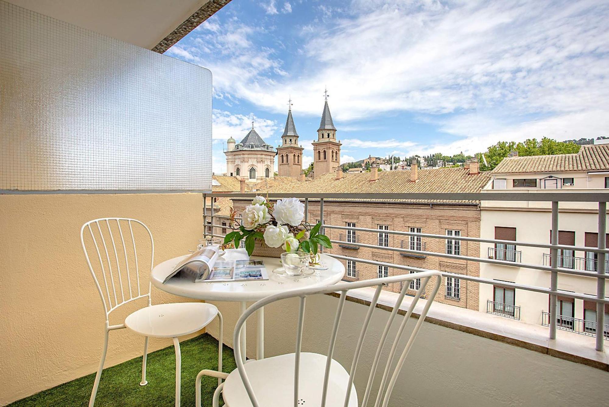 Genteel Home Amira Granada Exterior foto